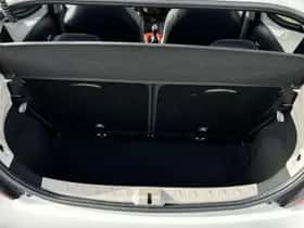 Toyota Aygo (2019) thumbnail 9