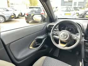 Toyota Yaris Cross (2024) thumbnail 14