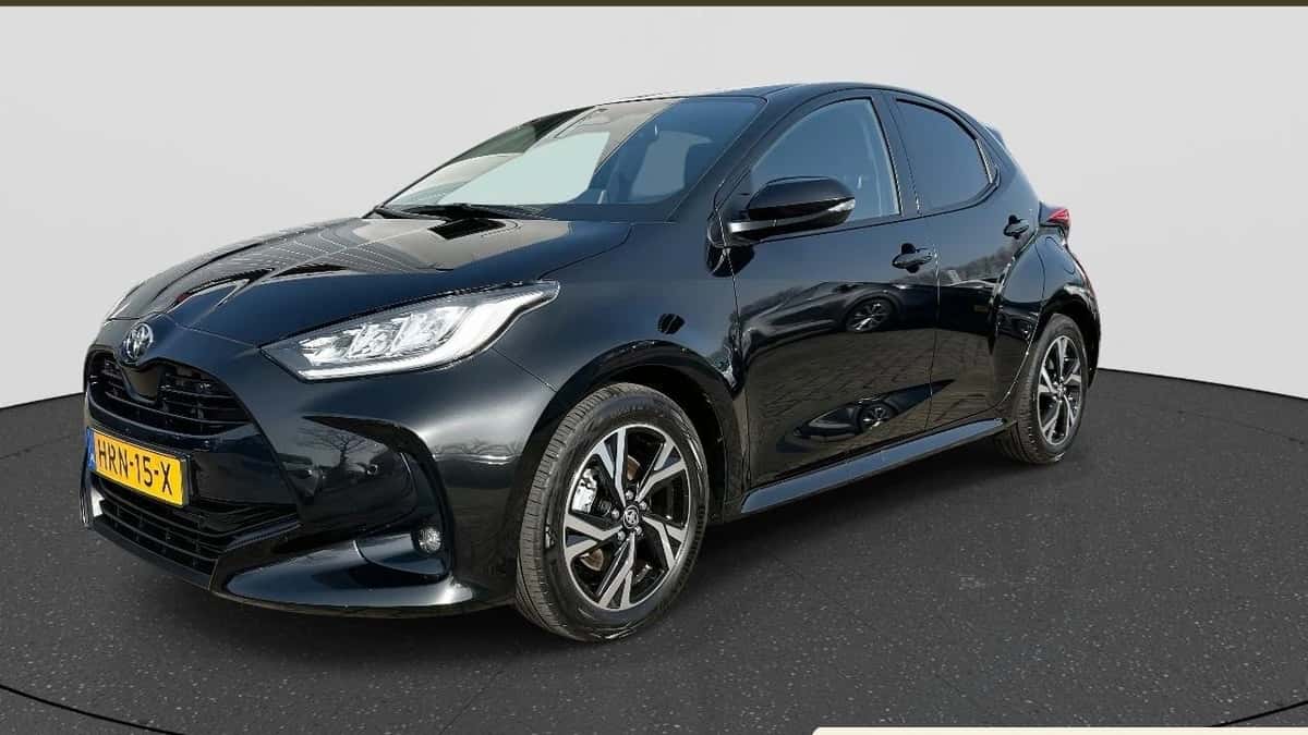 Toyota Yaris (2025) — foto 1