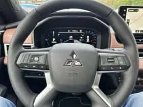 Mitsubishi Outlander (2026) thumbnail 30