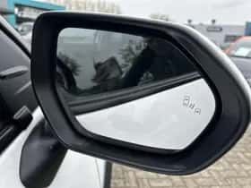 Toyota Yaris Cross (2024) thumbnail 13