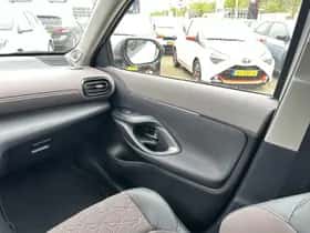 Toyota Yaris Cross (2024) thumbnail 19