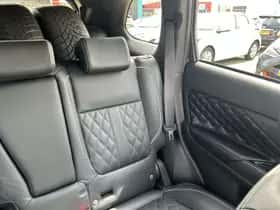 Mitsubishi Outlander (2019) thumbnail 24
