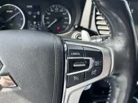Mitsubishi Outlander (2019) thumbnail 27