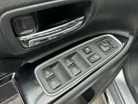 Mitsubishi Outlander (2019) thumbnail 38