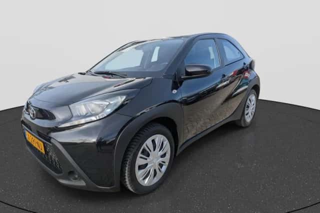 Toyota Aygo X (2023) thumbnail 2