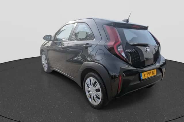Toyota Aygo X (2023) thumbnail 4