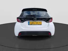 Toyota Yaris (2024) thumbnail 4