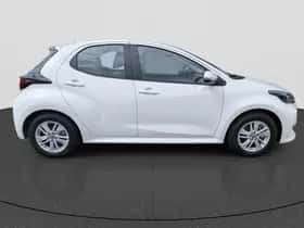 Toyota Yaris (2024) thumbnail 6