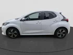Toyota Yaris (2024) thumbnail 2