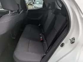Toyota Yaris (2024) thumbnail 18