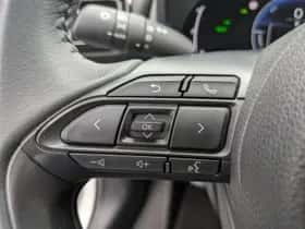Toyota Yaris (2024) thumbnail 23