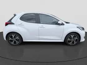Toyota Yaris (2024) thumbnail 6