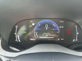 Toyota Yaris Cross (2025) thumbnail 24