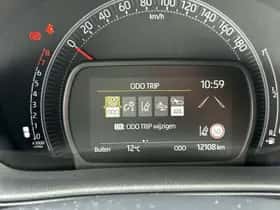 Toyota Aygo X (2024) thumbnail 24
