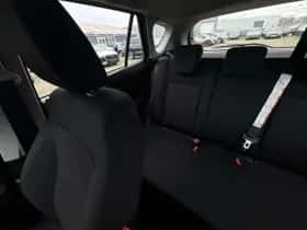 Suzuki S-Cross (2021) thumbnail 15