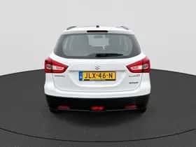 Suzuki S-Cross (2021) thumbnail 4