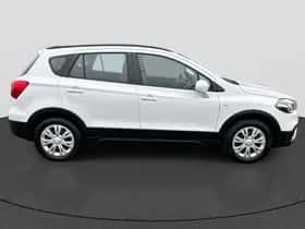 Suzuki S-Cross (2021) thumbnail 6