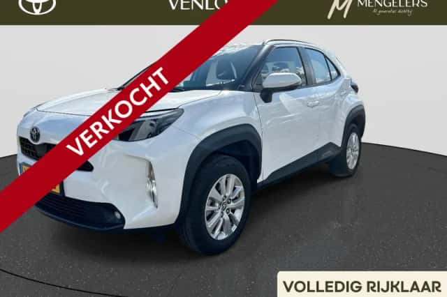 Toyota Yaris Cross (2025) thumbnail 1