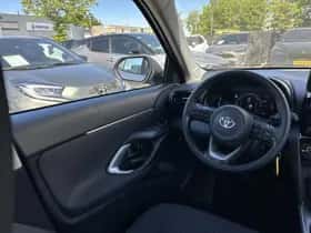 Toyota Yaris Cross (2025) thumbnail 14
