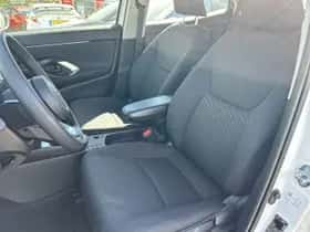 Toyota Yaris Cross (2025) thumbnail 17