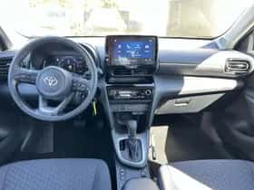 Toyota Yaris Cross (2025) thumbnail 9