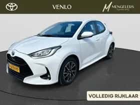 Toyota Yaris (2022) thumbnail 1