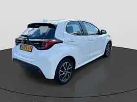 Toyota Yaris (2022) thumbnail 5