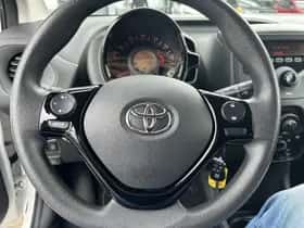 Toyota Aygo (2020) thumbnail 20
