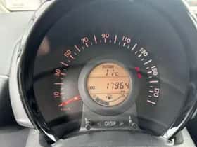 Toyota Aygo (2020) thumbnail 23