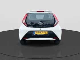 Toyota Aygo (2020) thumbnail 4