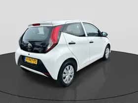 Toyota Aygo (2020) thumbnail 5