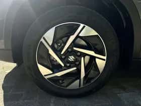 Suzuki Vitara (2025) thumbnail 12