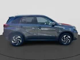 Suzuki Vitara (2025) thumbnail 6