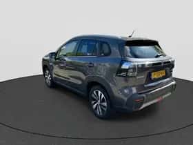 Suzuki S-Cross (2022) thumbnail 3