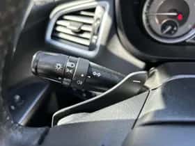Suzuki S-Cross (2022) thumbnail 33