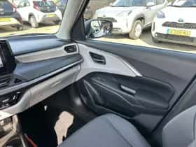 Suzuki Swift (2025) thumbnail 19