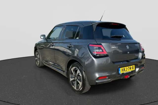 Suzuki Swift (2025) thumbnail 3