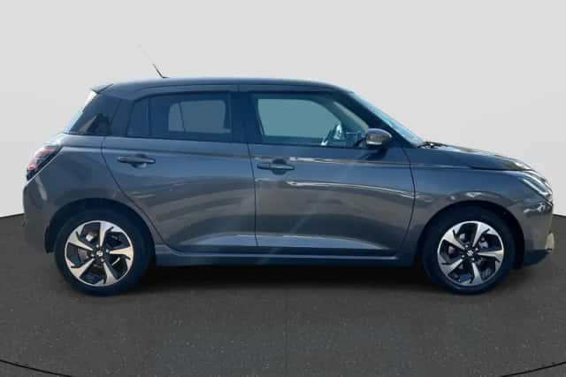 Suzuki Swift (2025) thumbnail 6