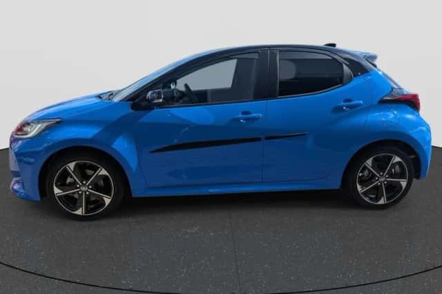 Toyota Yaris (2025) thumbnail 2