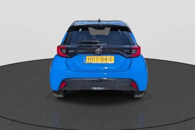 Toyota Yaris (2025) thumbnail 4