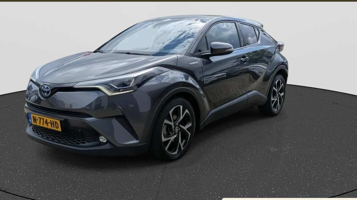 Toyota C-HR (2019) — foto 1