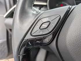 Toyota C-HR (2019) thumbnail 14