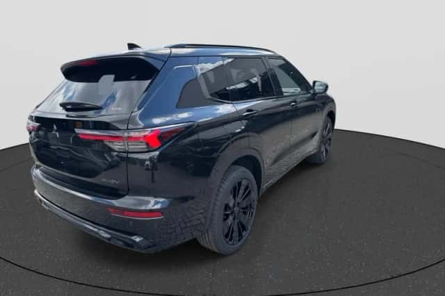 Mitsubishi Outlander (2026) thumbnail 5