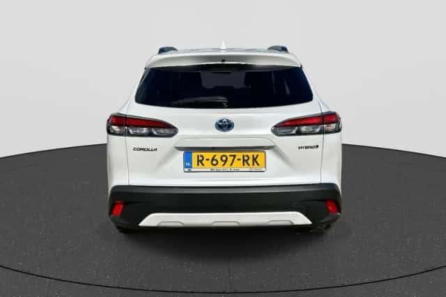 Toyota Corolla (2022) thumbnail 4