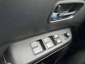 Suzuki Ignis (2024) thumbnail 36