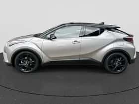 Toyota C-HR (2018) thumbnail 2