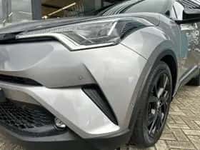 Toyota C-HR (2018) thumbnail 10