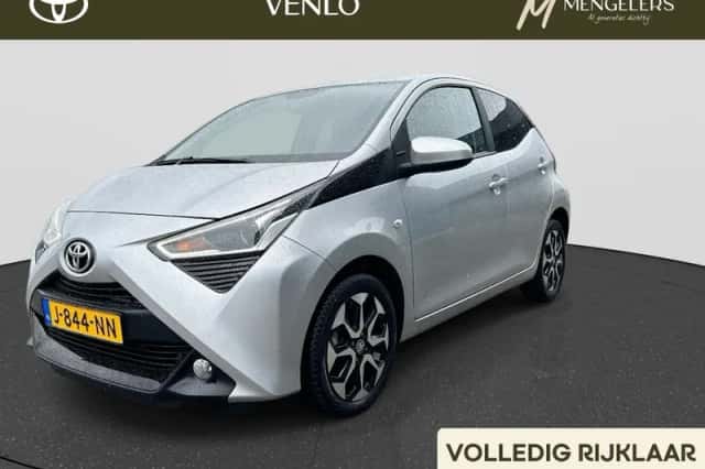 Toyota Aygo (2020) thumbnail 1