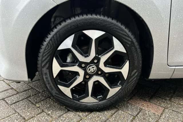 Toyota Aygo (2020) thumbnail 11